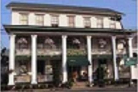 The National Hotel Frenchtown 外观 照片